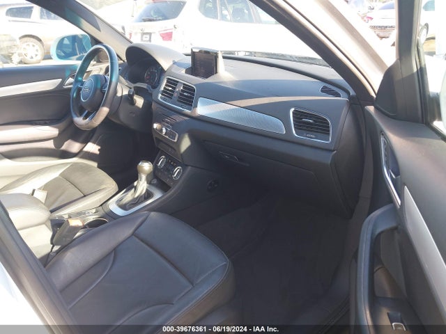 WA1BFCFSXFR013905 Audi Q3 2.0t Premium Plus