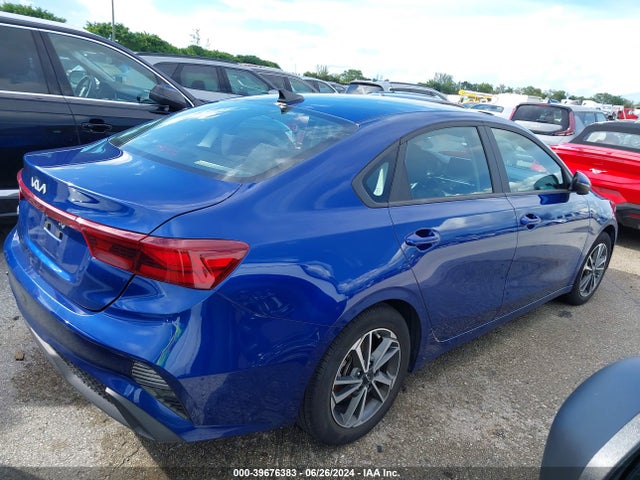 KIA Forte Lxs 2023 3KPF24AD7PE628782 Image 4