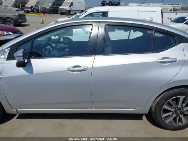 3N1CN8EV0ML832774 Nissan Versa Sv Xtronic Cvt