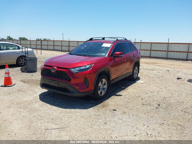 Toyota Rav4 Xle 2023 JTMW1RFV1PD102585 Image 2