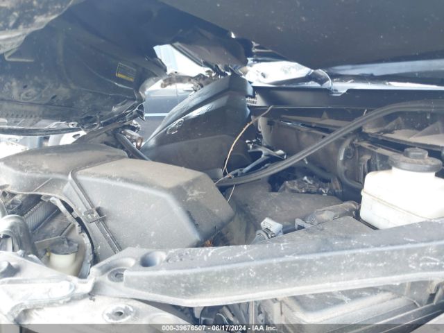 5TDJZRFH3JS847945 Toyota Highlander Se