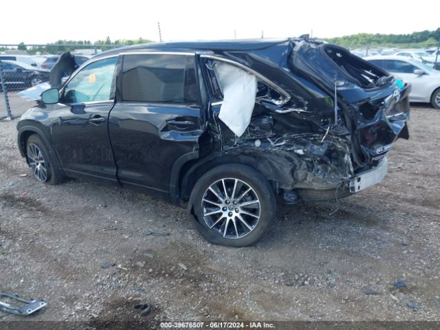 5TDJZRFH3JS847945 Toyota Highlander Se