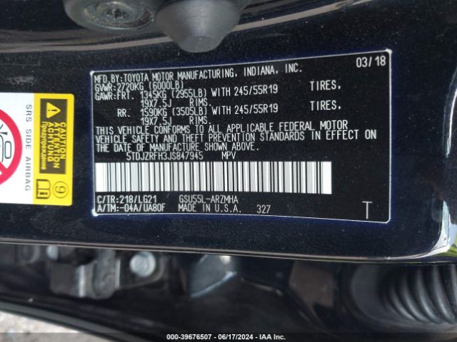 5TDJZRFH3JS847945 Toyota Highlander Se