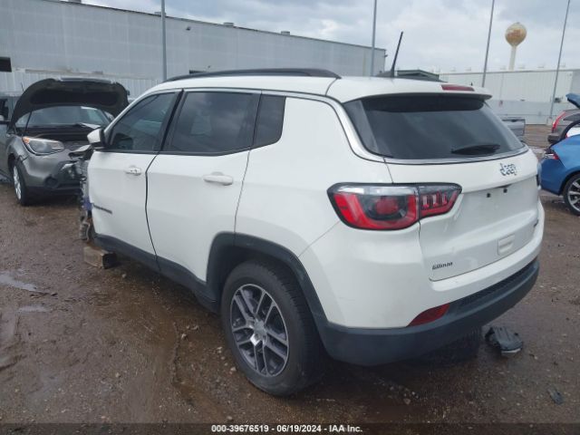 3C4NJCBB9JT494589 Jeep Compass Sun And Wheel Fwd