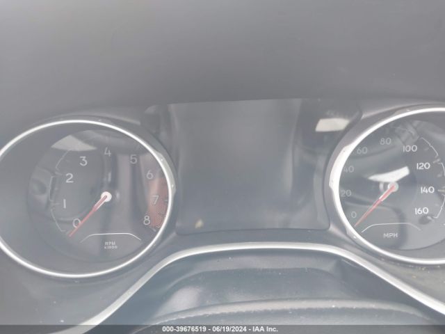 3C4NJCBB9JT494589 Jeep Compass Sun And Wheel Fwd