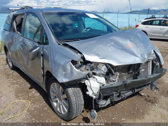 5TDDK3DC9ES083093 Toyota Sienna Limited 7 Passenger