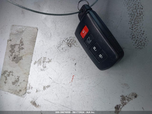 Toyota Rav4 Xle 2018 2T3WFREV9JW439762 Image 11