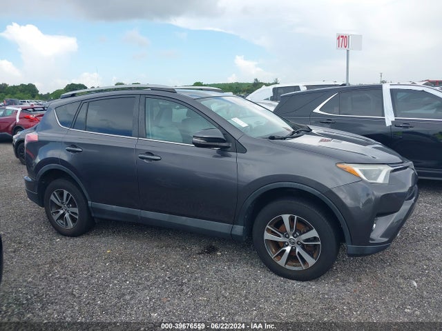 Toyota Rav4 Xle 2018 2T3WFREV9JW439762 Image 13