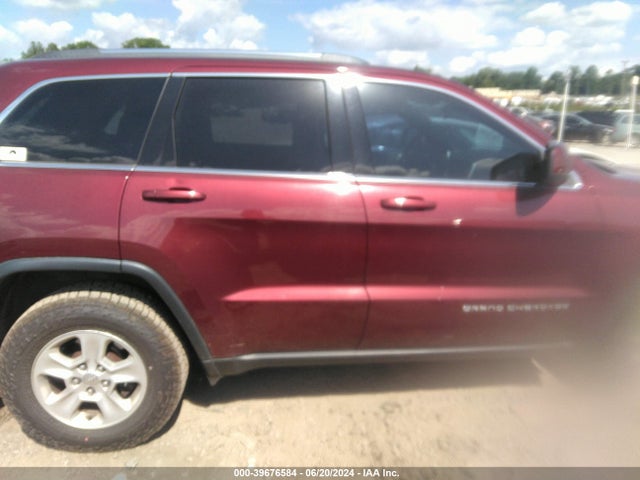 1C4RJFAG2GC393852 Jeep Grand Cherokee Laredo