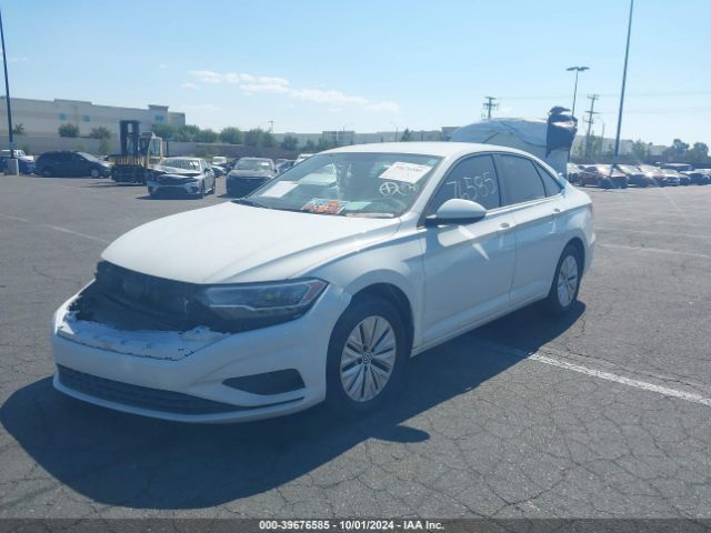 3VWN57BU8KM038802 Volkswagen Jetta 1.4t S