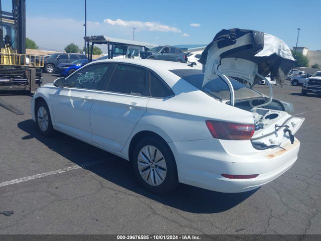 3VWN57BU8KM038802 Volkswagen Jetta 1.4t S
