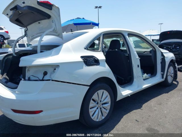 3VWN57BU8KM038802 Volkswagen Jetta 1.4t S
