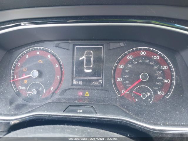 3VWN57BU8KM038802 Volkswagen Jetta 1.4t S