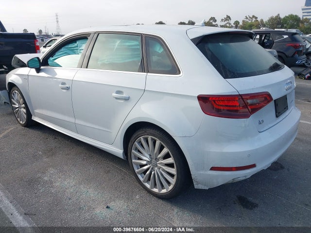 WAUTPBFFXGA036358 Audi A3 E-tron 1.4t Premium