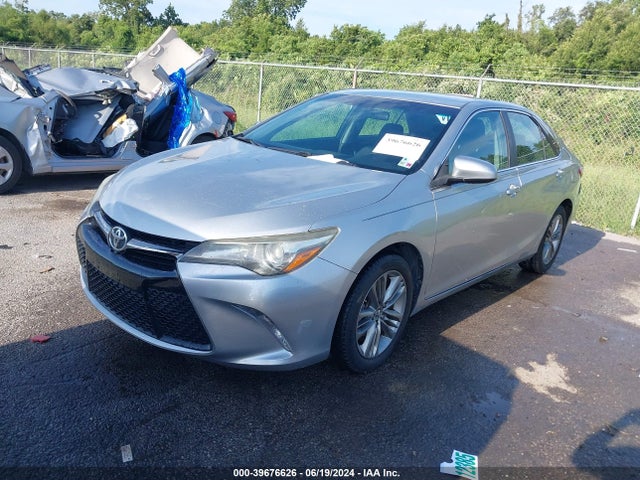 Toyota CAMRY SE 2015 4T1BF1FKXFU985958 Image 2