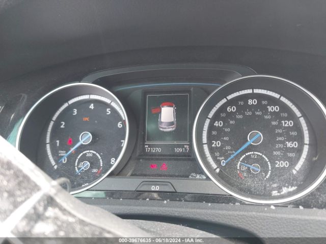 WVWUF7AU1GW279086 Volkswagen Golf R 4-door