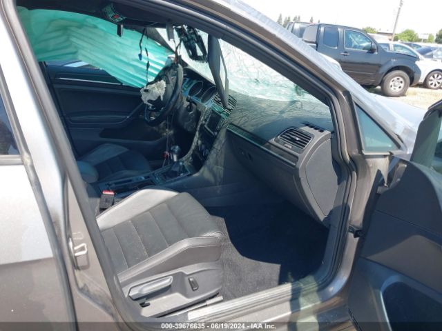 WVWUF7AU1GW279086 Volkswagen Golf R 4-door