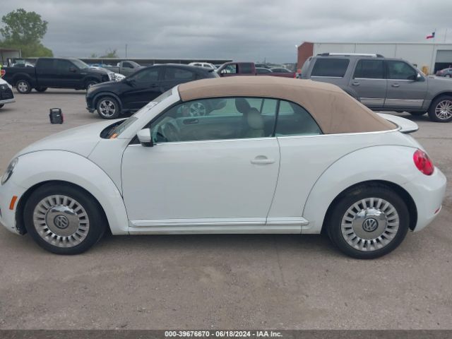 3VW517AT5FM813387 Volkswagen Beetle 1.8t