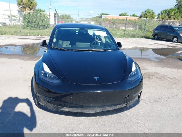 39676728 :رقم المزاد ، 5YJ3E1EAXPF437151 vin ، 2023 Tesla Model 3 Rear-wheel Drive مزاد بيع
