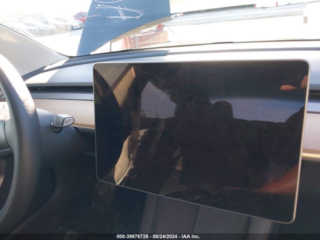 39676728 :رقم المزاد ، 5YJ3E1EAXPF437151 vin ، 2023 Tesla Model 3 Rear-wheel Drive مزاد بيع