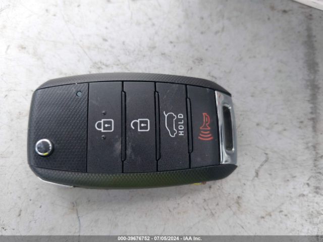 KNDJP3A57H7456317 KIA SOUL +