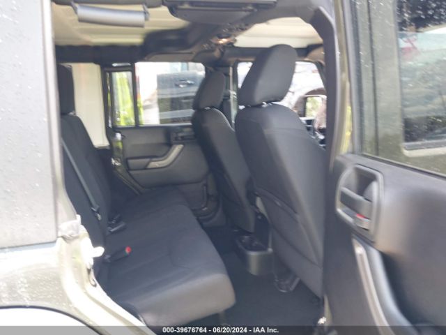 1C4BJWDG9GL145496 Jeep Wrangler Unlimited Sport