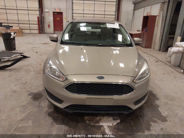 Ford FOCUS SE 2016 1FADP3F27GL387619 Image 13