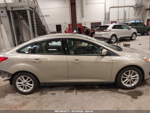 Ford FOCUS SE 2016 1FADP3F27GL387619 Image 14