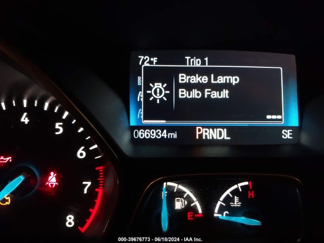 Ford FOCUS SE 2016 1FADP3F27GL387619 Image 7