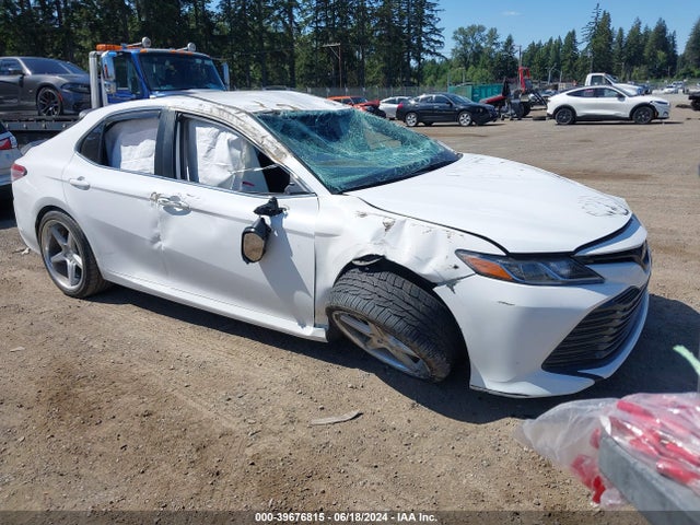 Toyota CAMRY LE 2020 4T1C11AK4LU334329 main image