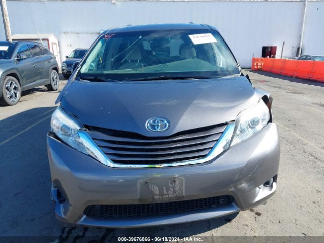 5TDKZ3DCXHS777573 Toyota Sienna Le 8 Passenger