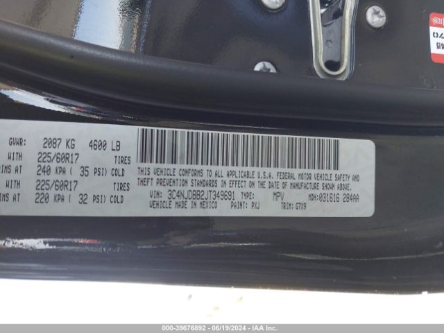 3C4NJDBB2JT349691 Jeep Compass Latitude 4x4