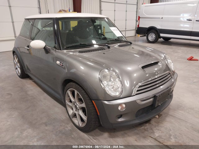 2003 MINI COOPER S WMWRE334X3TD62851 Photo 0