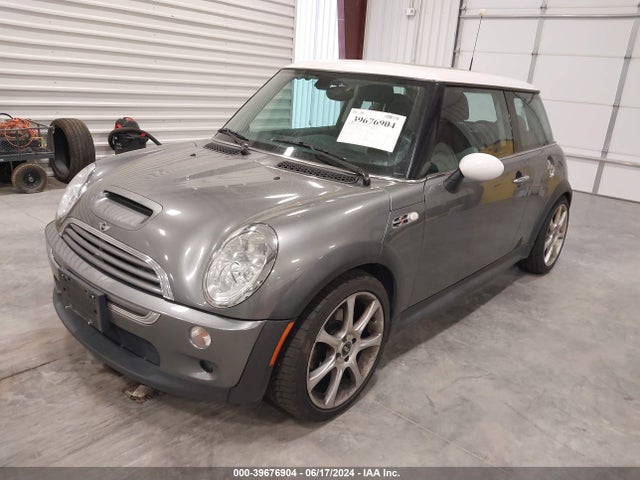 2003 MINI COOPER S WMWRE334X3TD62851 Photo 1