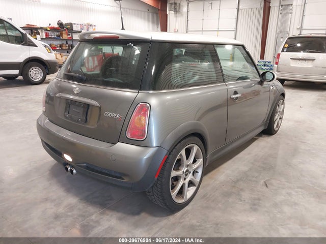 2003 MINI COOPER S WMWRE334X3TD62851 Photo 3
