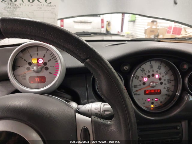 2003 MINI COOPER S WMWRE334X3TD62851 Photo 6