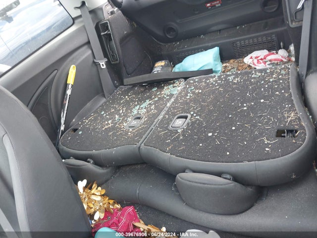 2009 MINI COOPER WMWMF33509TW71475 Photo 7