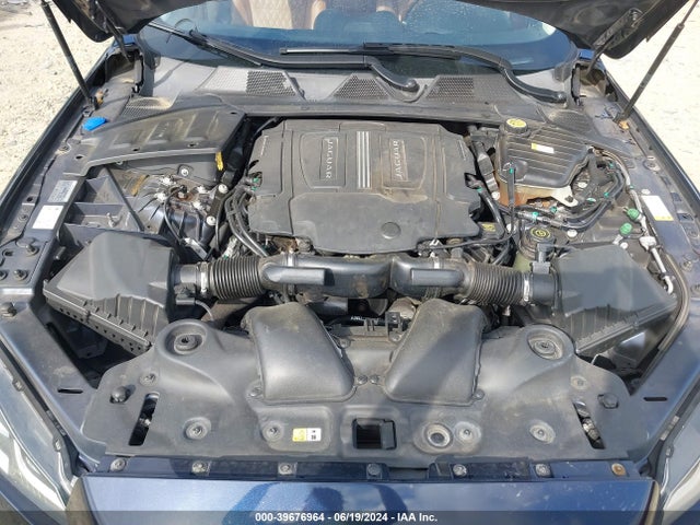 2016 JAGUAR XJ SAJWJ2GD1G8V93229 Photo 9