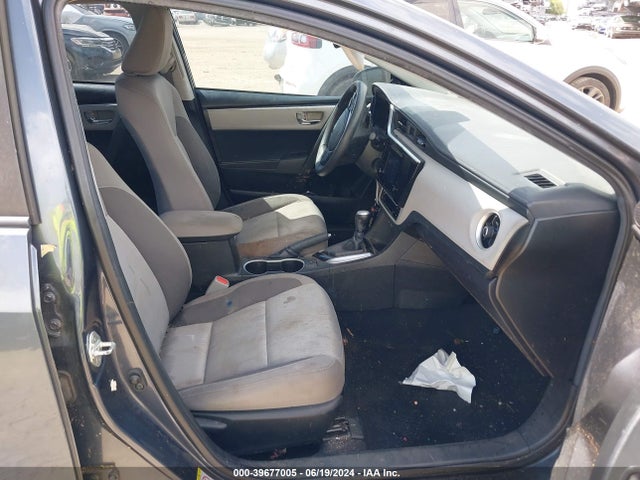 Toyota COROLLA LE 2018 5YFBURHE2JP839723 Image 5