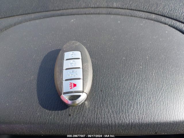 5N1DR2MN5JC633548 Nissan Pathfinder Sv