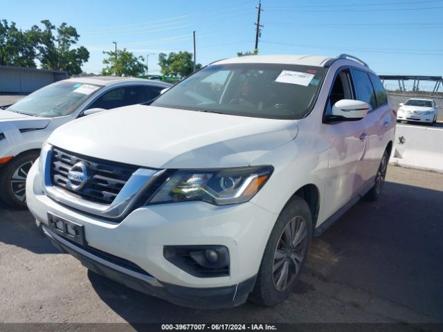5N1DR2MN5JC633548 Nissan Pathfinder Sv