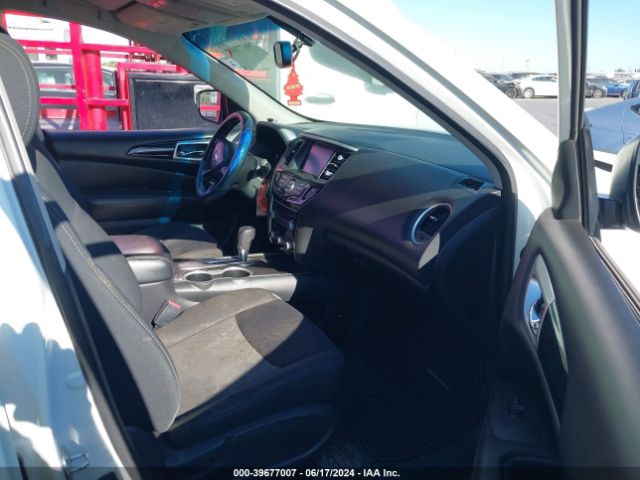 5N1DR2MN5JC633548 Nissan Pathfinder Sv
