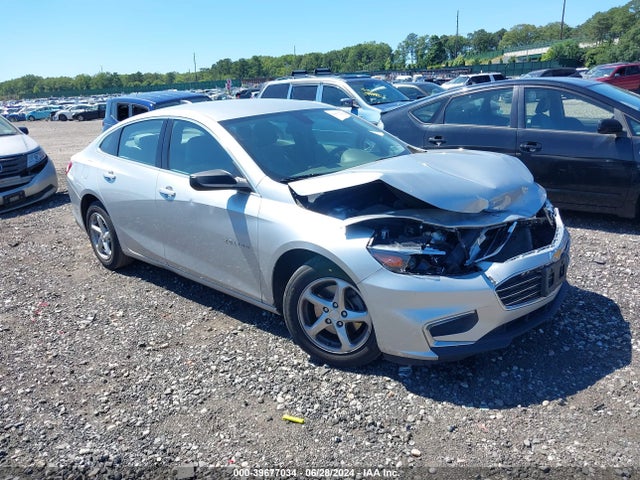 2018 1G1ZB5ST8JF288945 main image