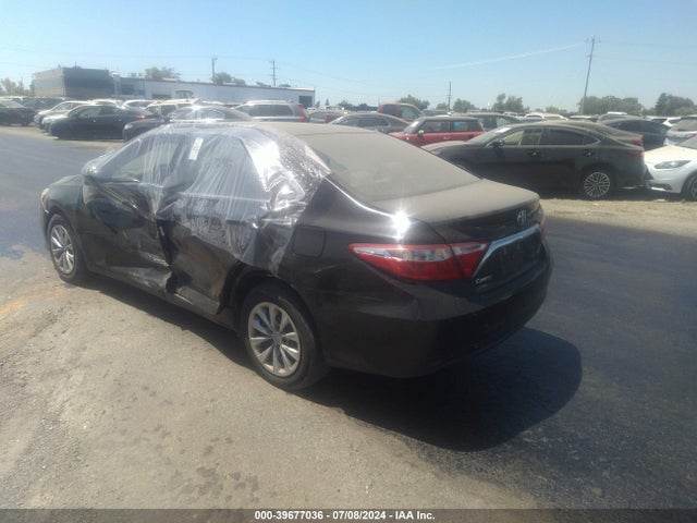 Toyota CAMRY LE 2017 4T1BF1FK6HU733322 Image 3