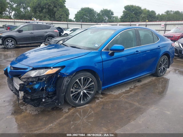 Toyota CAMRY SE 2020 4T1G11AK4LU352248 Image 2