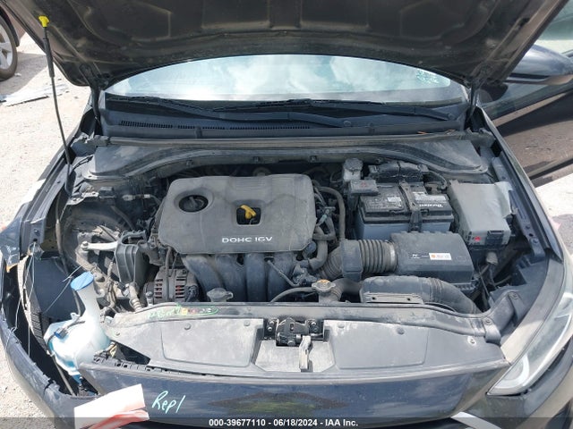 Hyundai ELANTRA SE 2017 5NPD84LF1HH005787 Image 10
