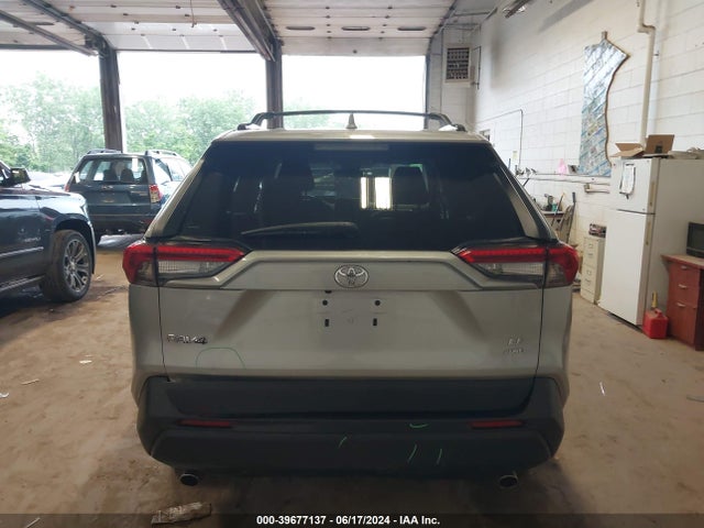 Toyota RAV4 LE 2019 2T3F1RFV9KW034399 Image 16