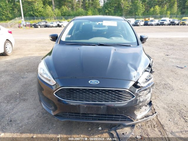 1FADP3F21GL401059 Ford FOCUS SE