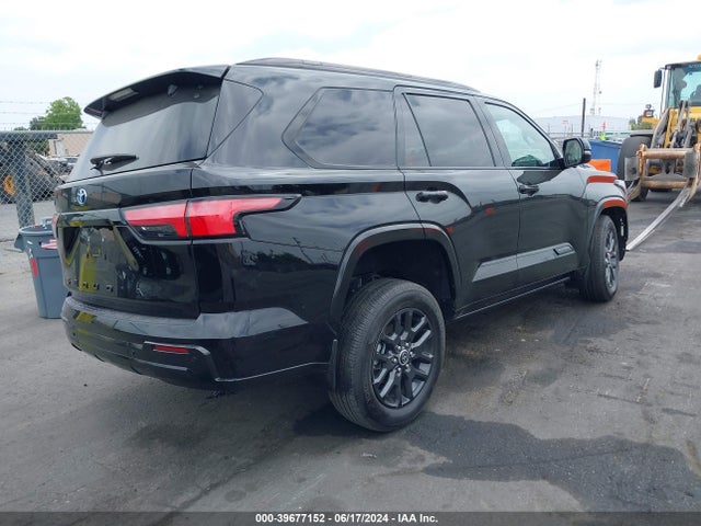 Toyota Sequoia Platinum 2023 7SVAAABA3PX012440 Image 4