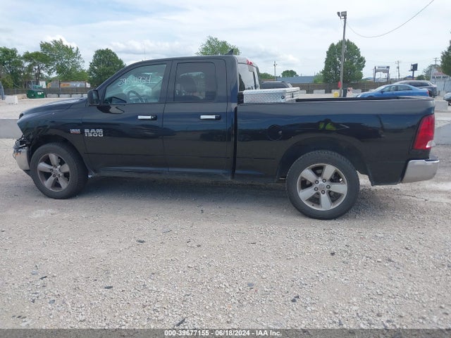 1C6RR7GT1JS112258 RAM 1500 Slt